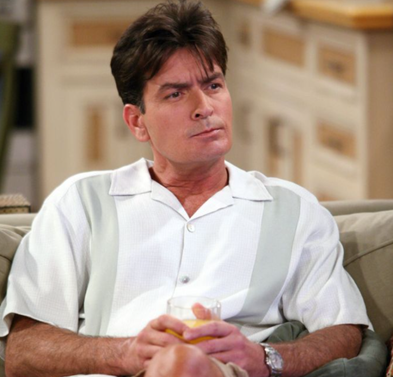 Charlie Sheen: criador de Two and a Half Men revela bastidor assustador que marcou a saída do ator